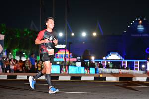 BIB: 2724
                            <button type="button" onclick="openModal(15069743)" class="btn btn-primary btn-sm float-right btn-popup" data-toggle="modal" data-target=".modal-high-quality">
                        <i class="fas fa-shopping-cart"></i> Add to Cart
                    </button>
                                            <button type="button" onclick="isThisMe(15069743, true)" class="btn btn-success btn-sm float-right btn-popup btn-isme hidden" data-toggle="tooltip" data-placement="bottom" title="นี่คือรูปของคุณใช่ไหม คลิกที่นี่เพื่อเอาเข้าอัลบั้ม">
                        <i class="fas fa-plus"></i> Add to album
                    </button>
                    <button type="button" onclick="isThisMe(15069743, false)" class="btn btn-warning btn-sm float-right btn-popup btn-isnotme hidden">
                        <i class="fas fa-ban"></i> Remove from album
                    </button>